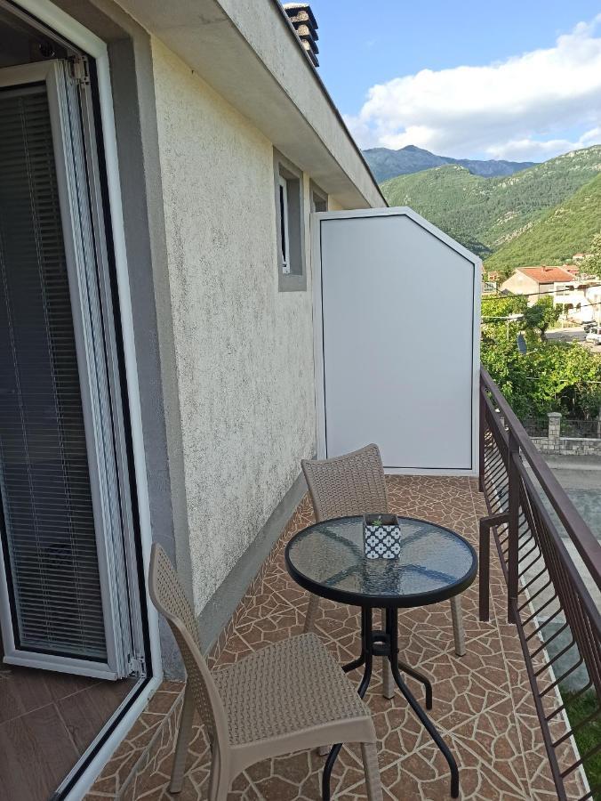 Apartment Lastva Holliday