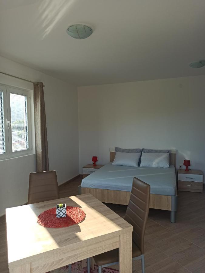 Lastva Holliday Apartment