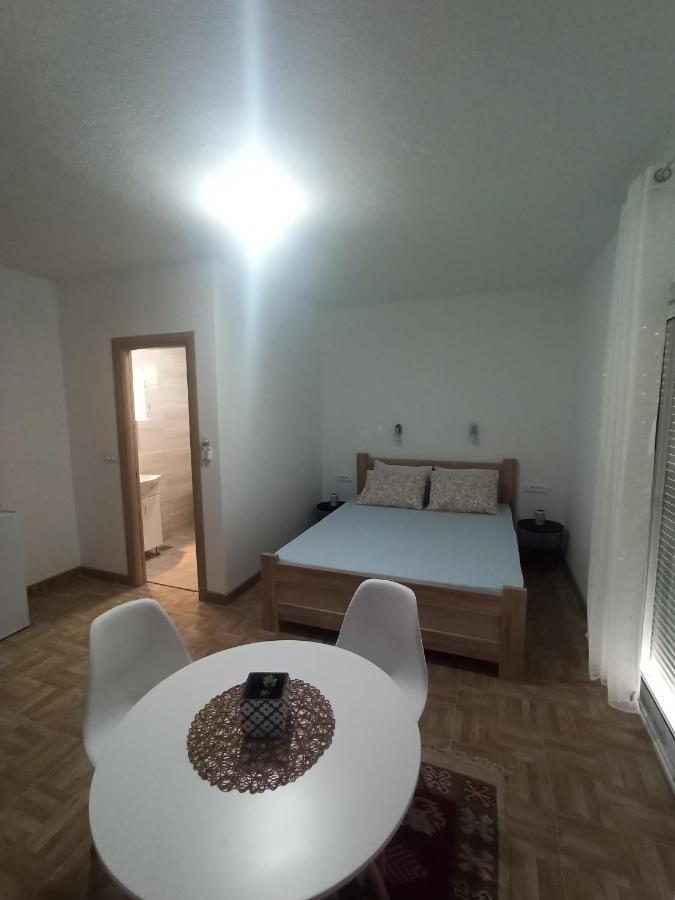 Daire Lastva Holliday Budva