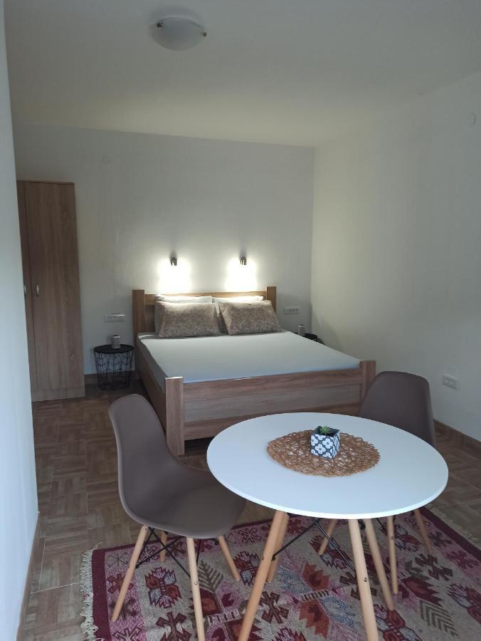 Daire Lastva Holliday Budva