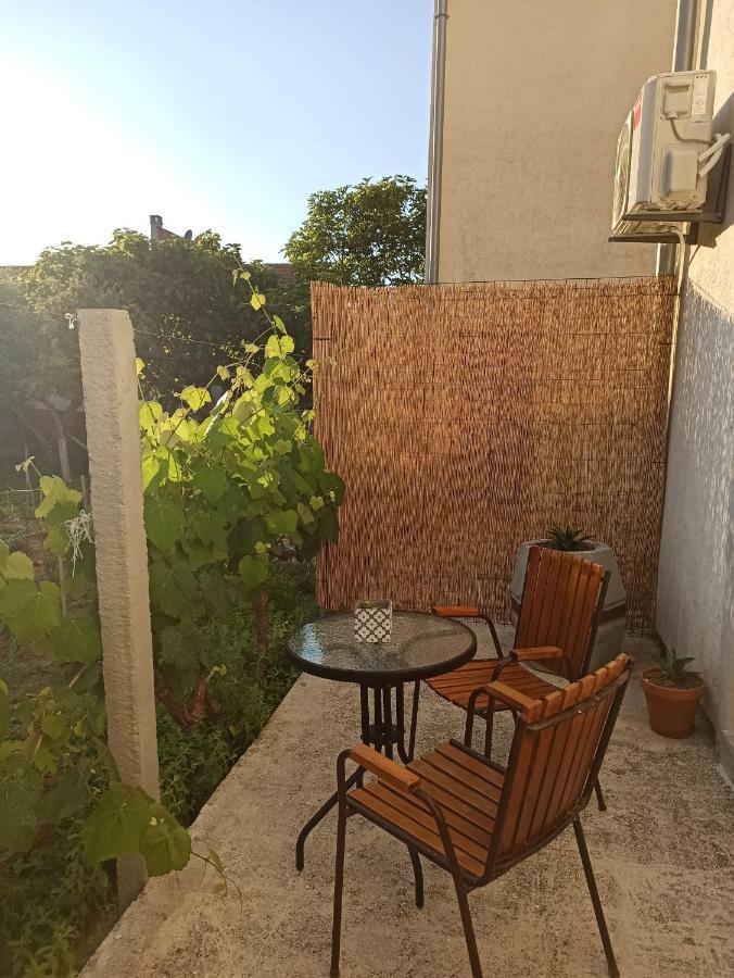 Apartment Lastva Holliday